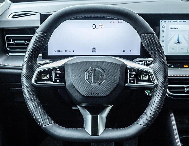 MG HS SUV / Terénní 1,5 l 125 kw