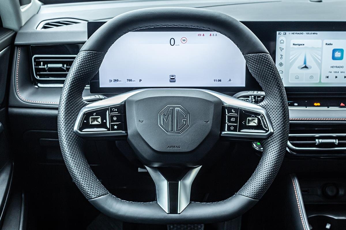 MG HS SUV / Terénní 1,5 l 125 kw