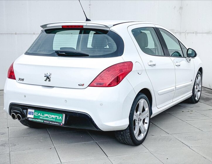 Peugeot 308 Hatchback 1,6 l 147 kw