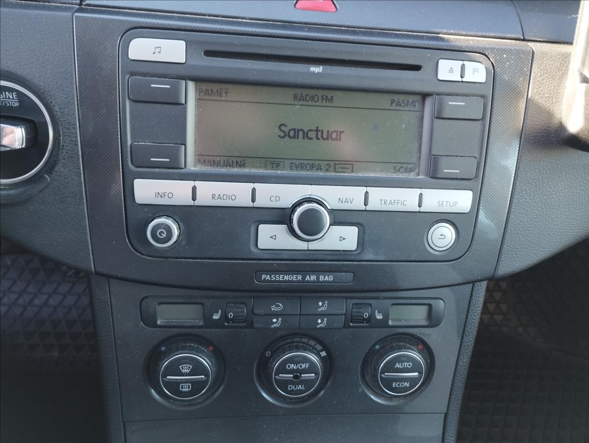 Volkswagen Passat Kombi 2,0 l 103 kw