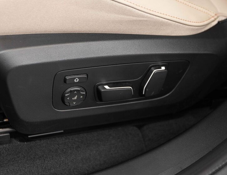 BMW X3 SUV / Terénní 3,0 l 293 kw