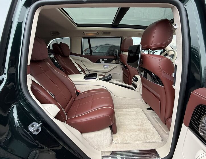 Mercedes-Benz GLS SUV / Terénní 4,0 l 410 kw