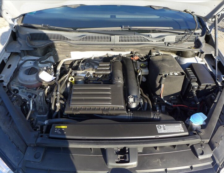 Volkswagen Golf Sportsvan Kombi 1,2 l 63 kw