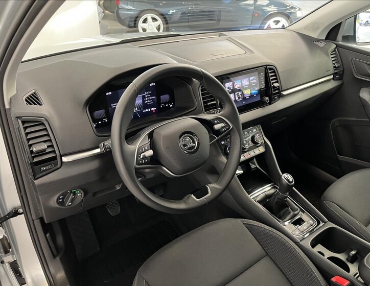 Škoda Karoq SUV 1,5 l 110 kw