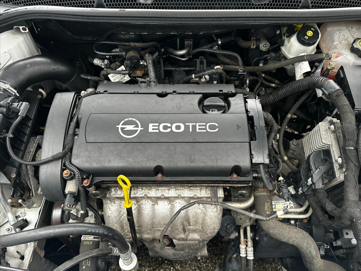 Opel Astra Hatchback 1,6 l 85 kw