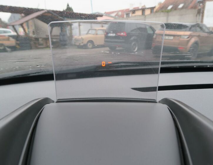 Peugeot 5008 MPV 2,0 l 120 kw