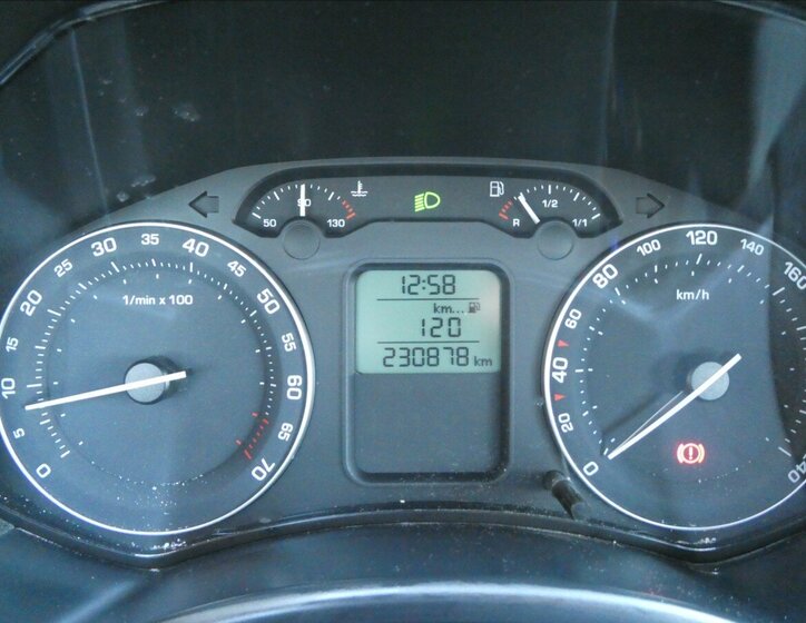 Škoda Octavia Sedan / Limuzína 1,6 l 85 kw