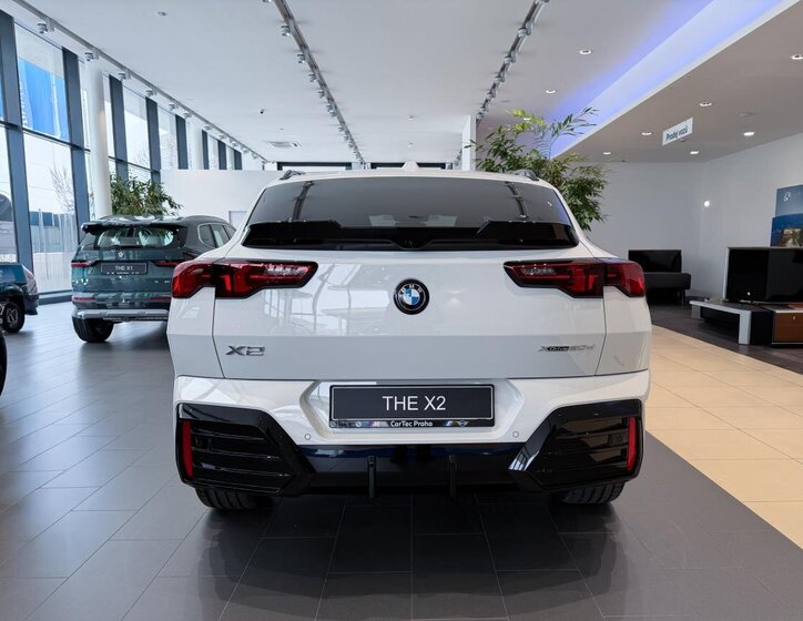 BMW X2 SUV 2,0 l 120 kw