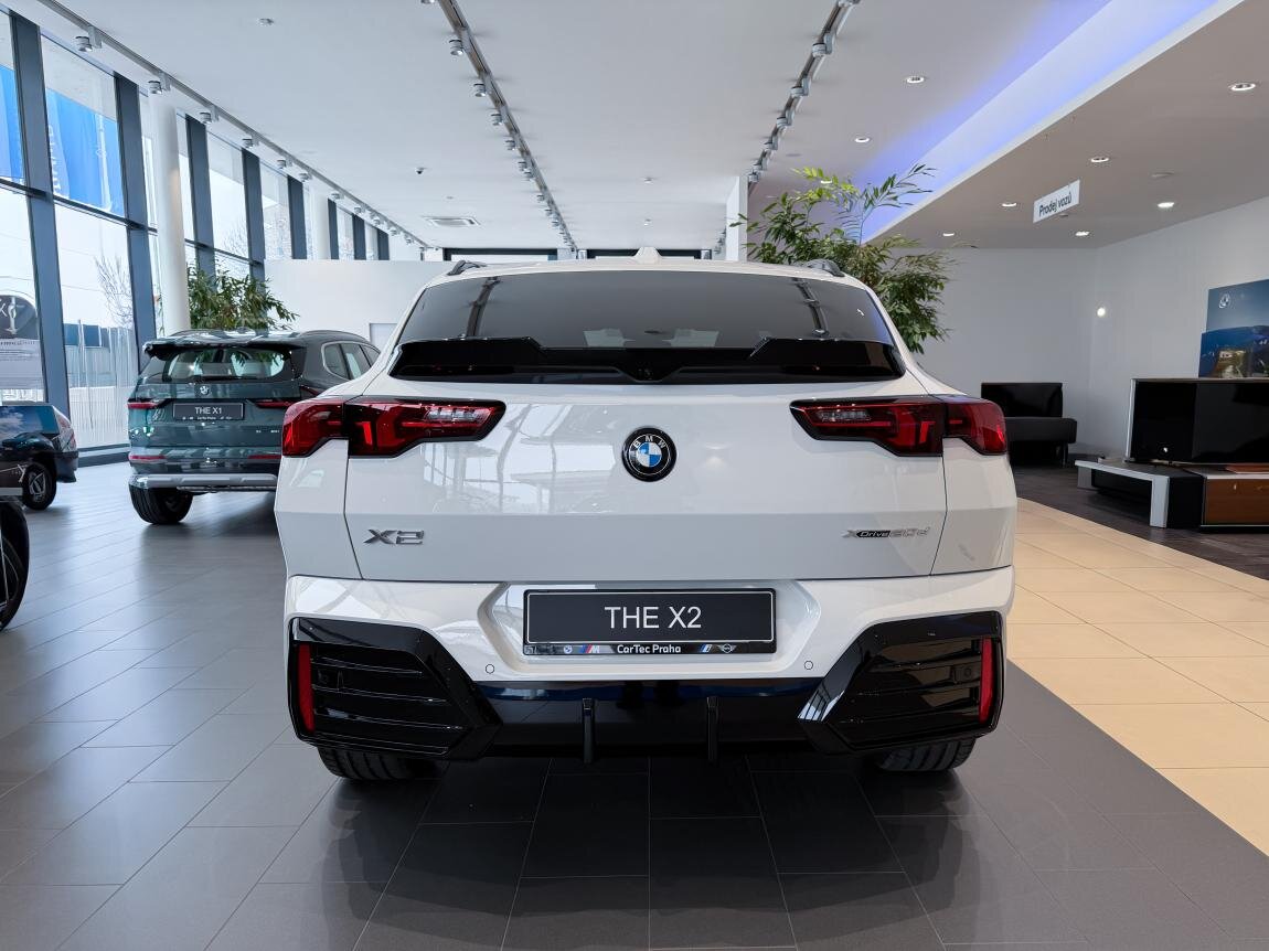 BMW X2 SUV 2,0 l 120 kw