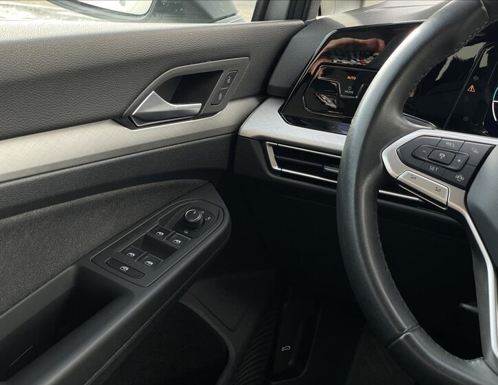 Volkswagen Golf Kombi 1,5 l 110 kw