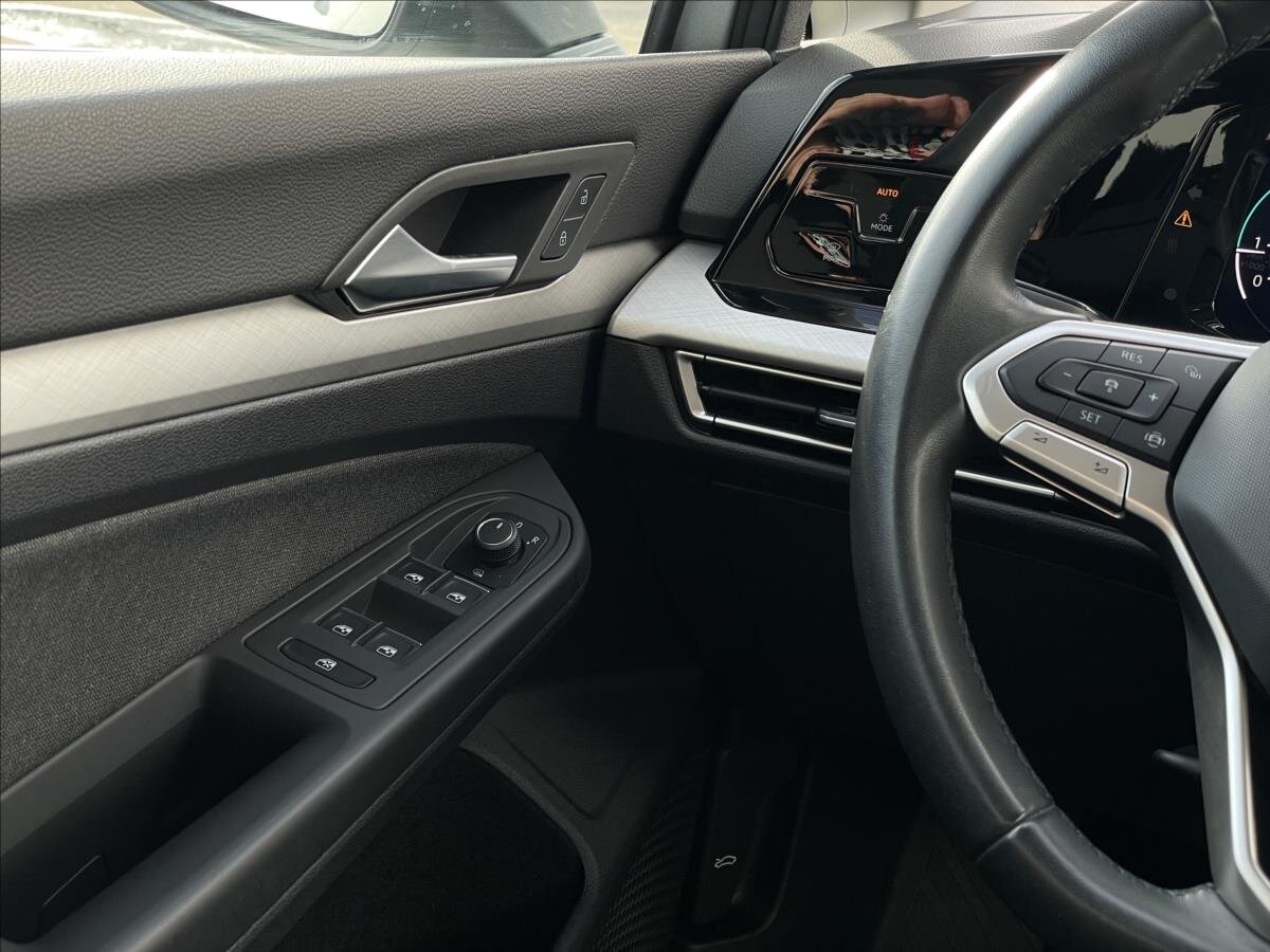 Volkswagen Golf Kombi 1,5 l 110 kw