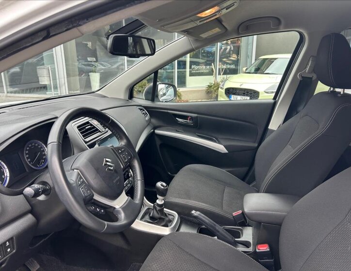 Suzuki SX4 S-Cross SUV 1,4 l 95 kw