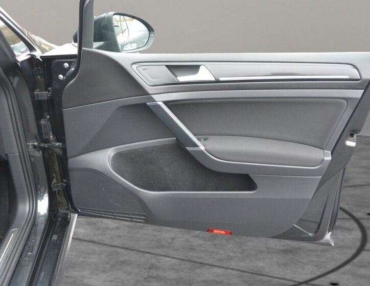 Volkswagen Golf Kombi 2,0 l 135 kw