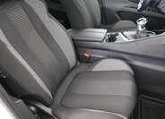 Peugeot 5008 SUV 1,2 l 96 kw