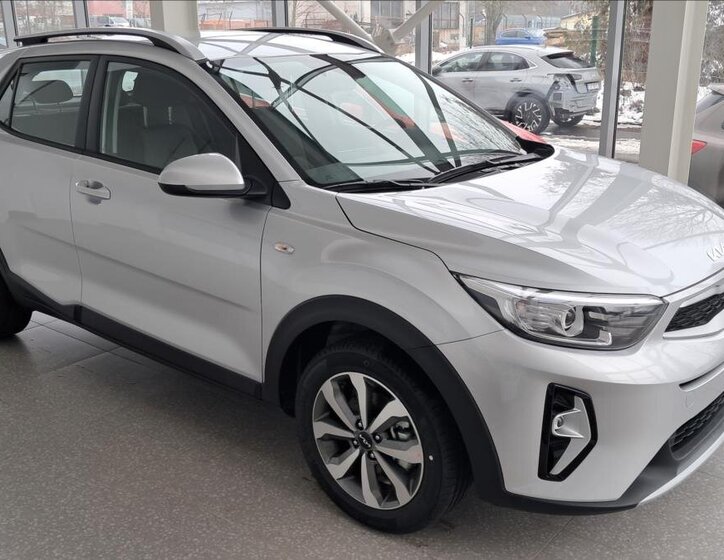 KIA Stonic Kombi 1,2 l 57 kw