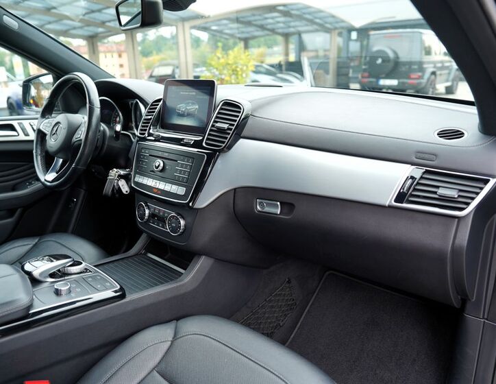 Mercedes-Benz GLE 25