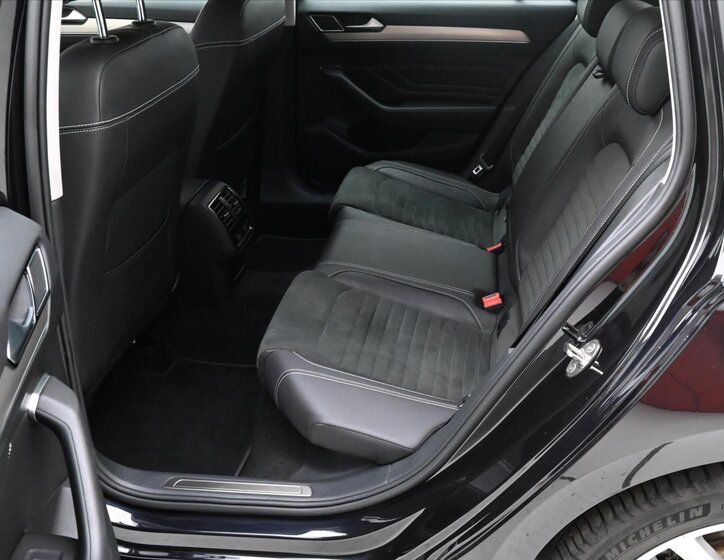 Volkswagen Passat 14