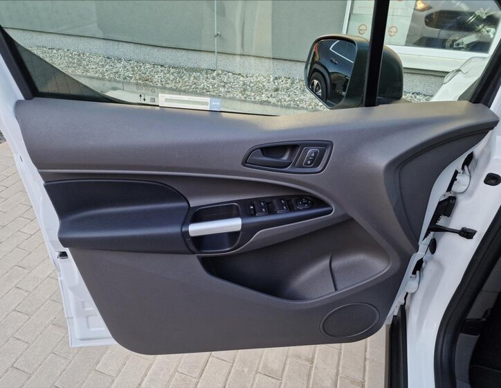 Ford Transit Connect MPV 1,5 l 73 kw
