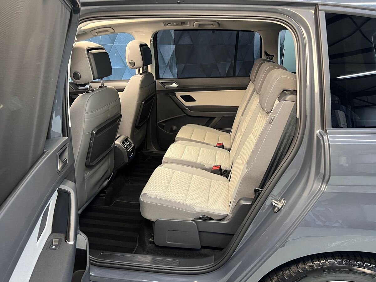 Volkswagen Touran Ostatní 1,5 l 110 kw