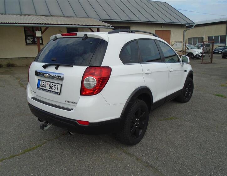 Chevrolet Captiva 4
