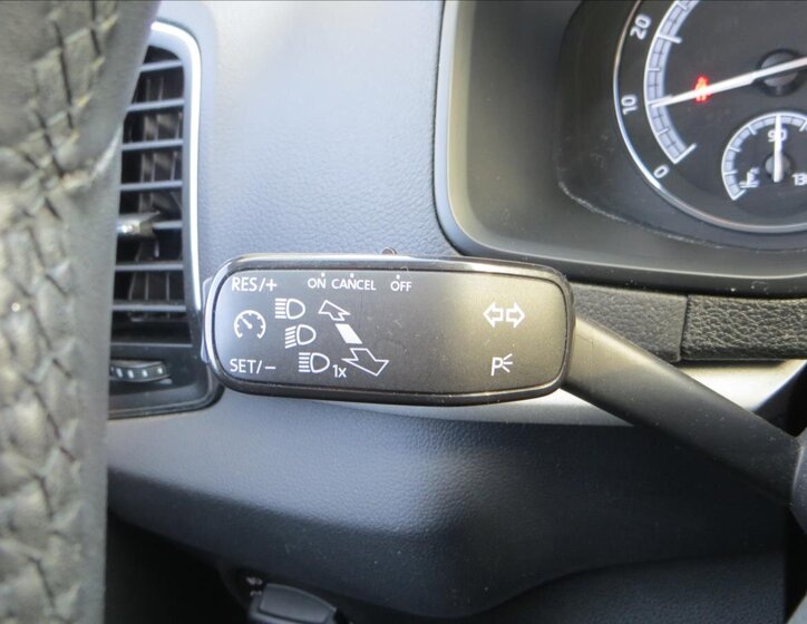 Škoda Karoq SUV / Terénní 1,5 l 110 kw