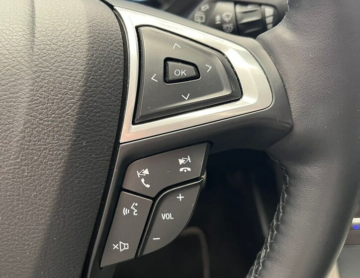 Ford S-MAX MPV 2,5 l 140 kw