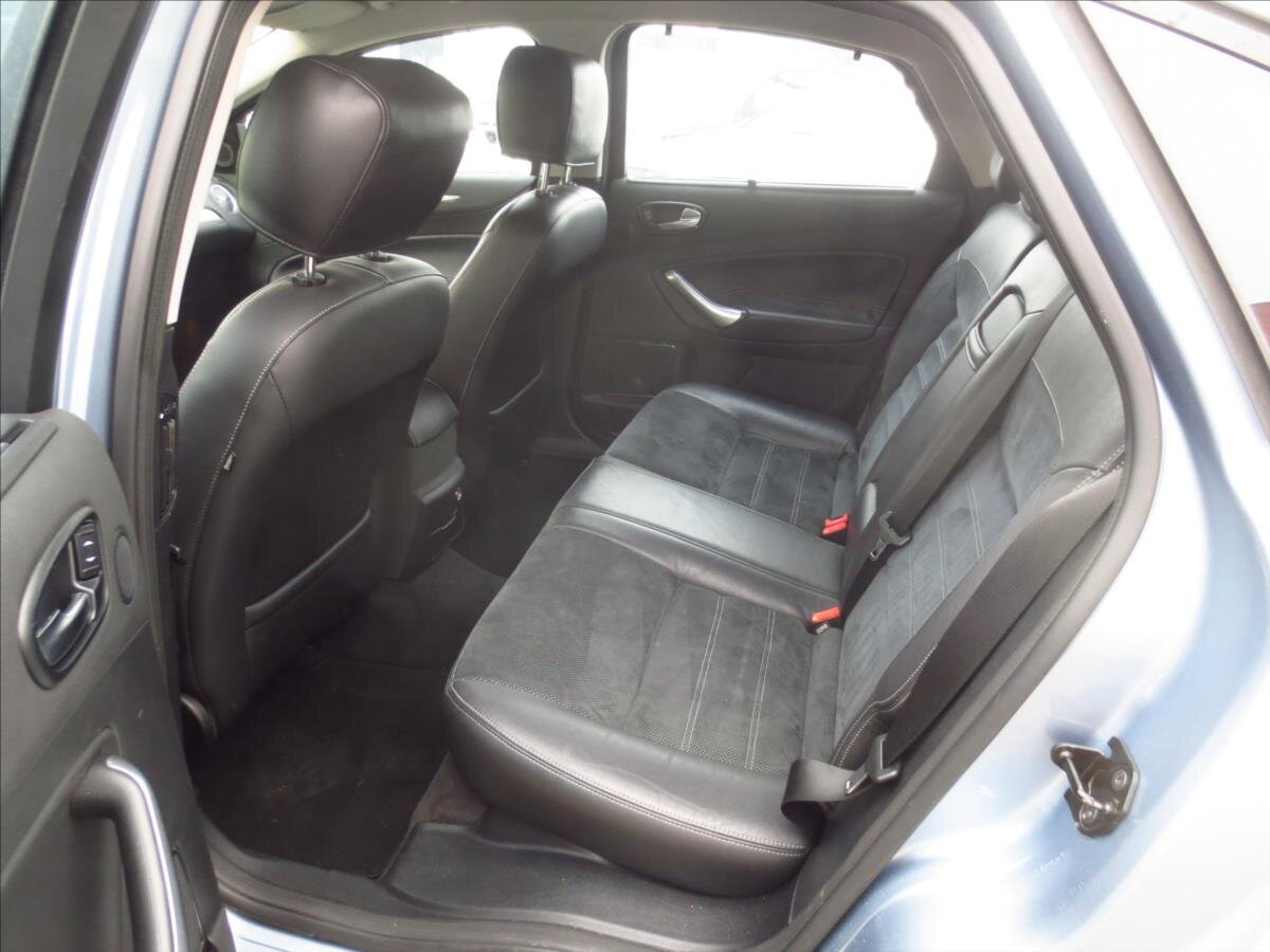 Ford Mondeo Liftback 2,5 l 162 kw