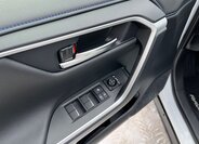 Toyota RAV4 SUV 2,5 l 131 kw