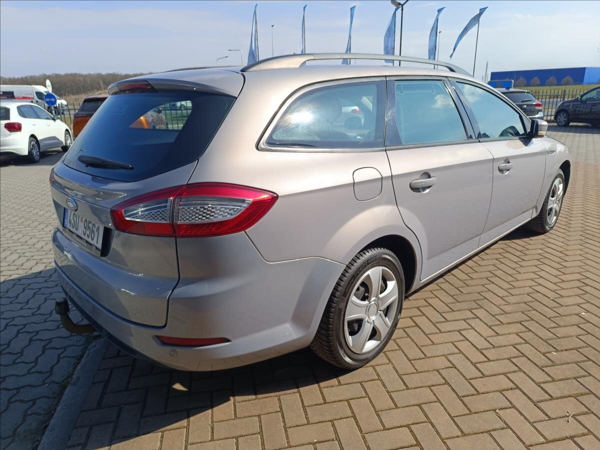 Ford Mondeo Kombi 1,6 l 88 kw