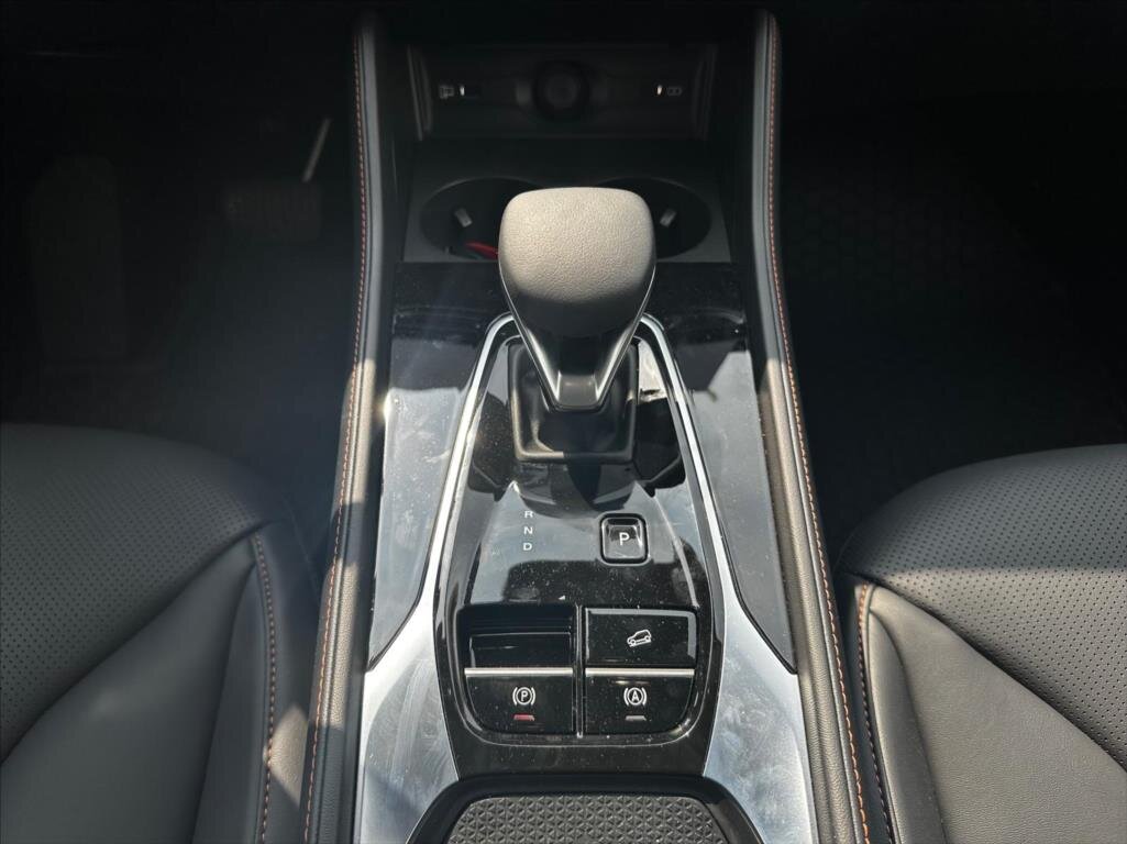 MG HS SUV 1,5 l 105 kw