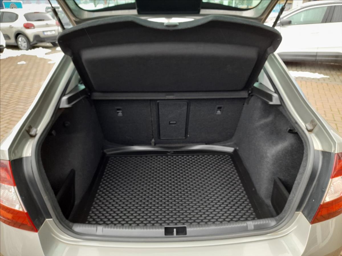 Škoda Rapid Liftback 999,0 81 kw