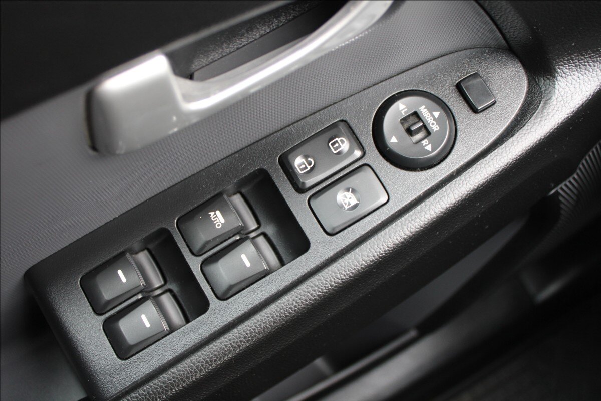 KIA Sportage SUV / Terénní 2,0 l 120 kw