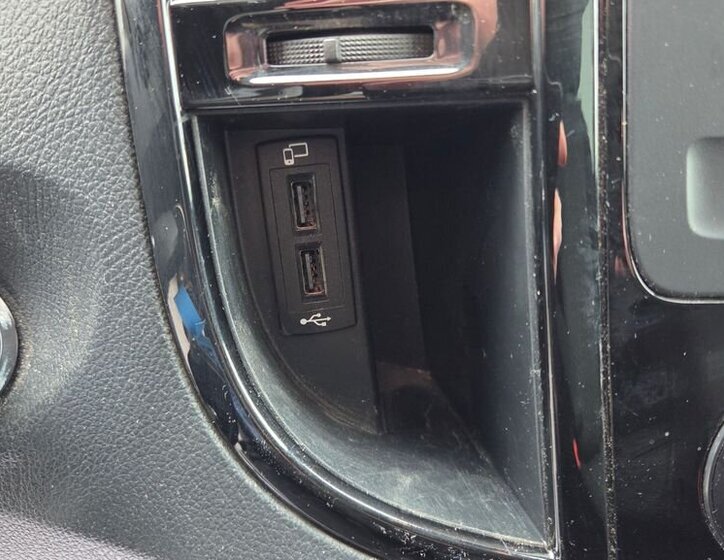 Mercedes-Benz Vito VAN / Minibus 2,0 l 174 kw