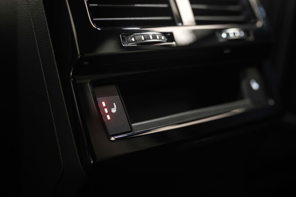 Volkswagen Touareg SUV / Terénní 3,0 l 210 kw