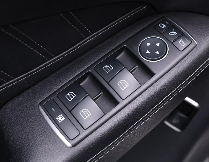 Mercedes-Benz GLE 17