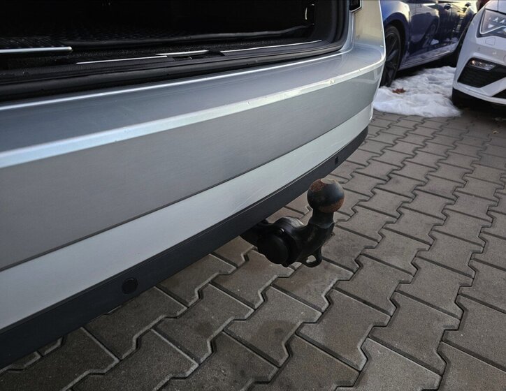 Škoda Superb Kombi 2,0 l 110 kw