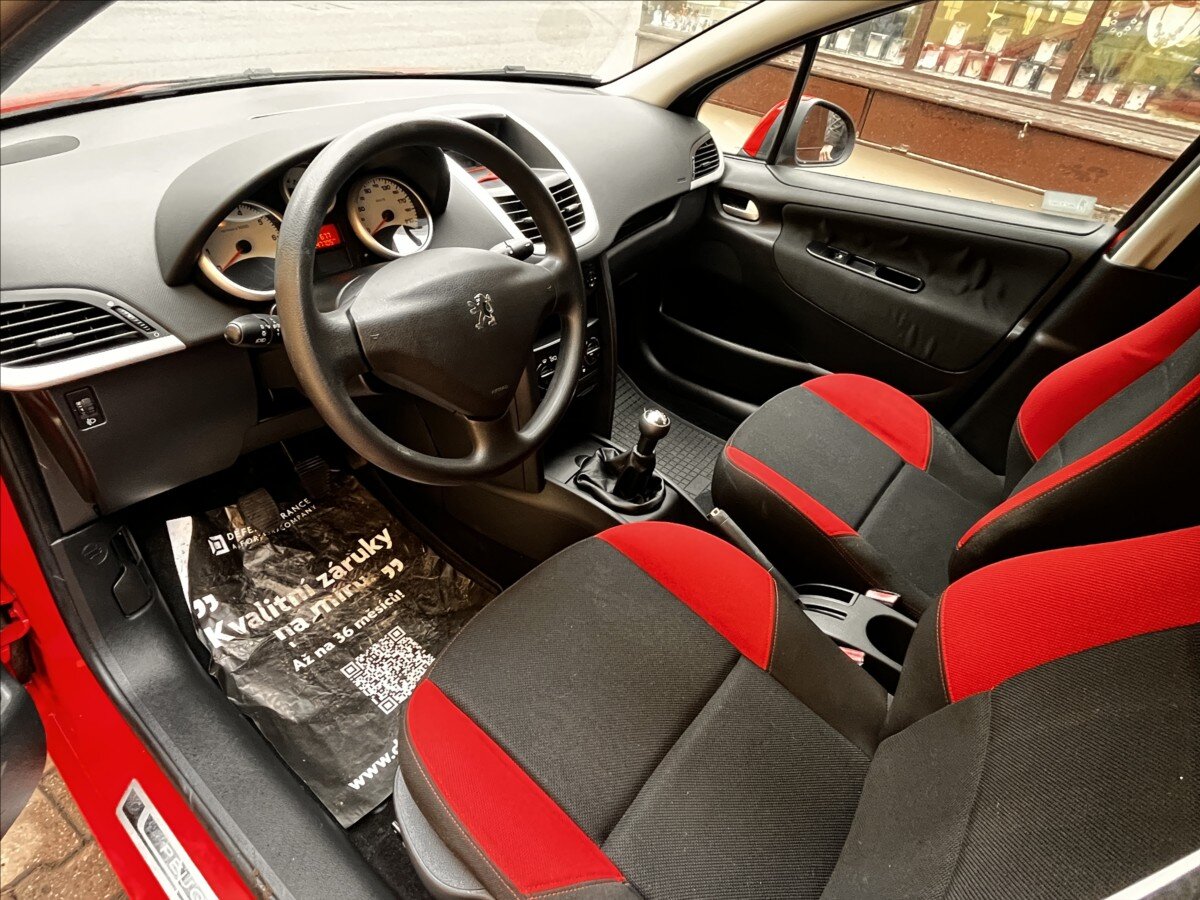 Peugeot 207 Hatchback 1,4 l 70 kw