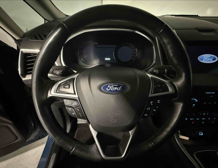 Ford S-MAX 10