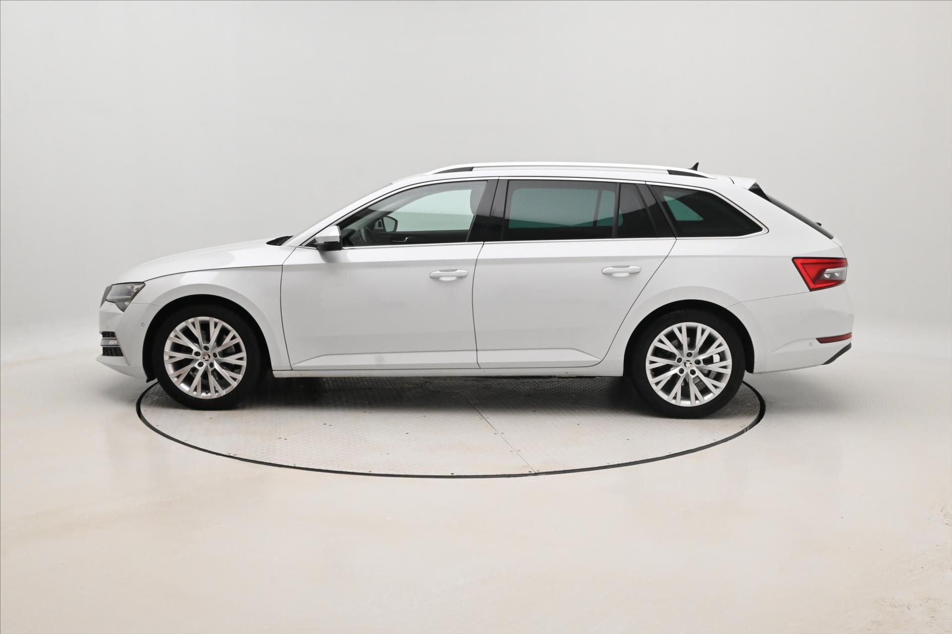 Škoda Superb Kombi 1,4 l 115 kw