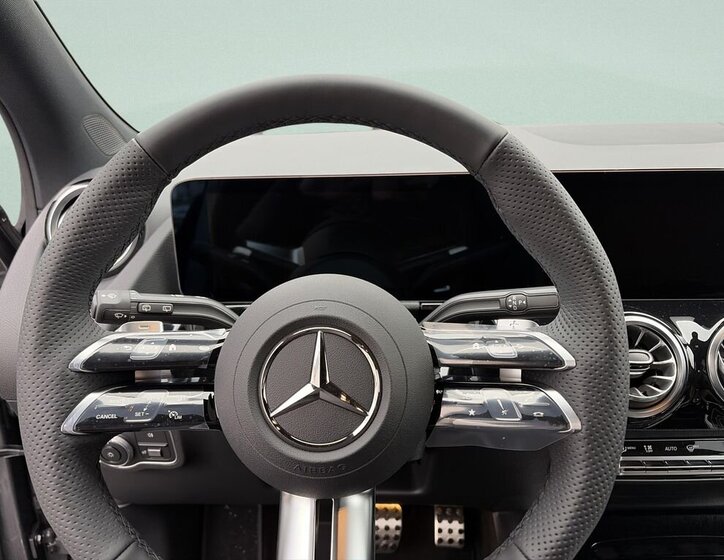 Mercedes-Benz GLA SUV / Terénní 2,0 l 110 kw