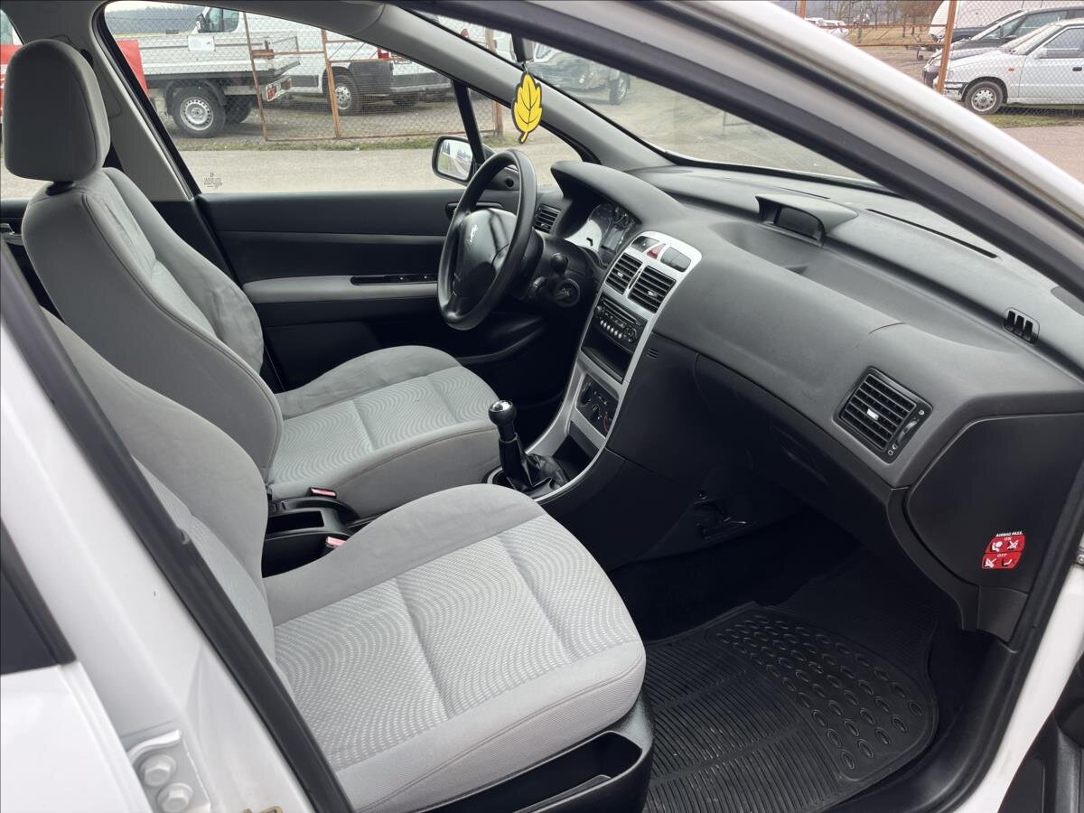 Peugeot 307 Hatchback 1,4 l 65 kw