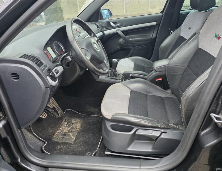 Škoda Octavia Kombi 2,0 l 125 kw