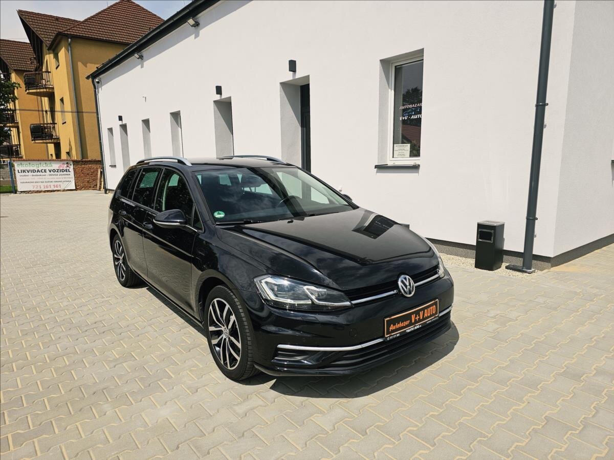 Volkswagen Golf Kombi 2,0 l 110 kw