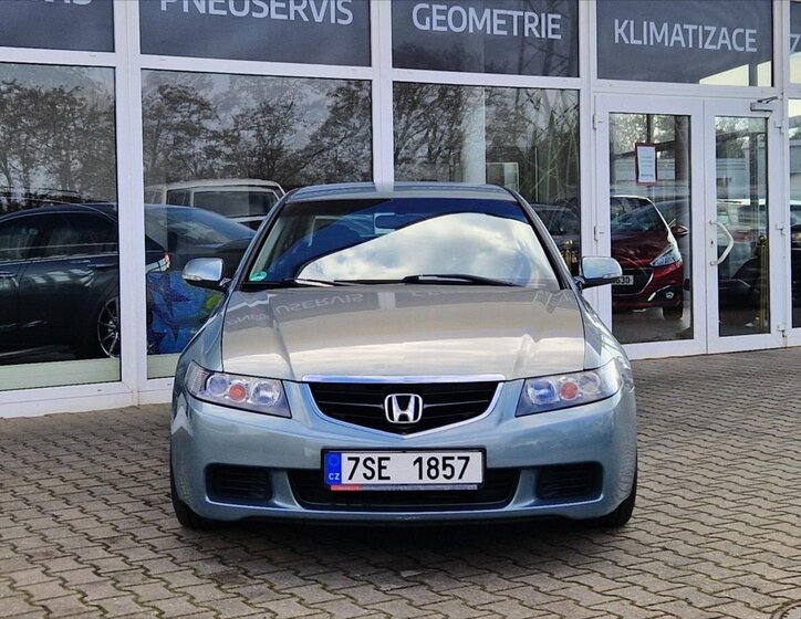 Honda Accord Sedan / Limuzína 2,0 l 114 kw