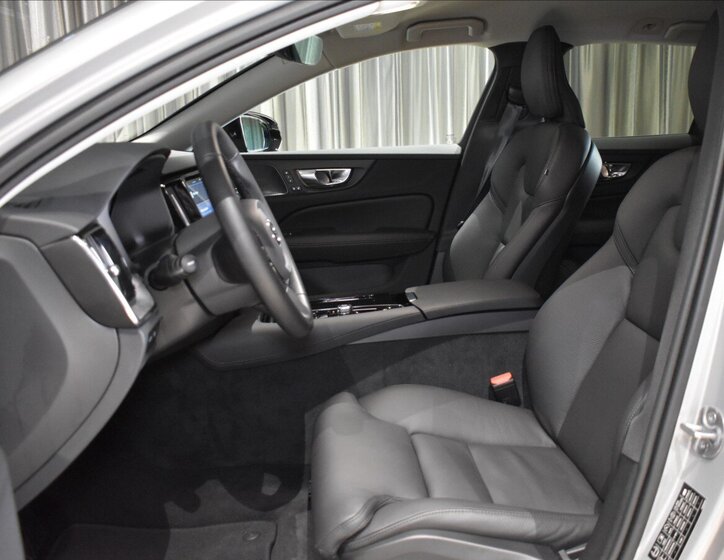 Volvo V60 Kombi 2,0 l 257 kw