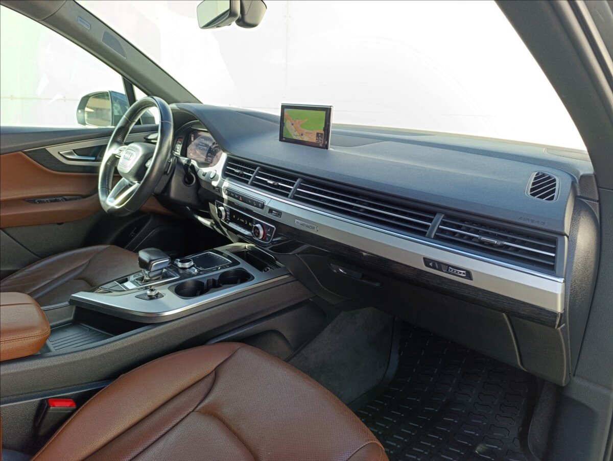 Audi Q7 SUV 3,0 l 245 kw