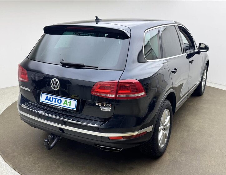 Volkswagen Touareg SUV / Terénní 3,0 l 193 kw