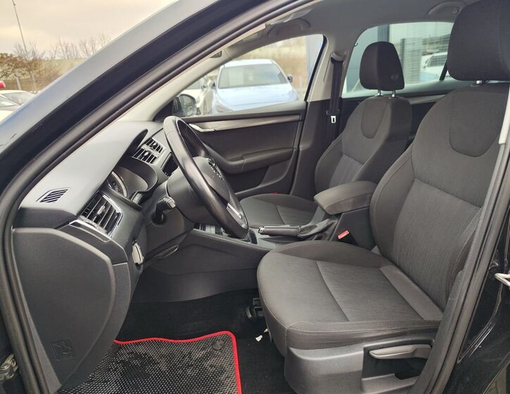 Škoda Octavia Liftback 1,8 l 132 kw