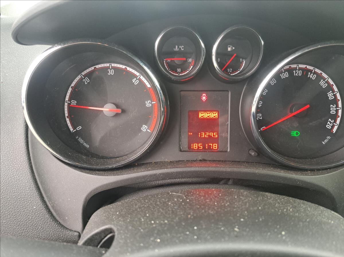 Opel Meriva Hatchback 1,2 l 55 kw