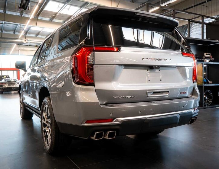 GMC Yukon SUV 6,2 l 313 kw